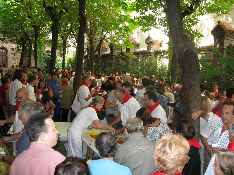 Degustación de chistorra y vino