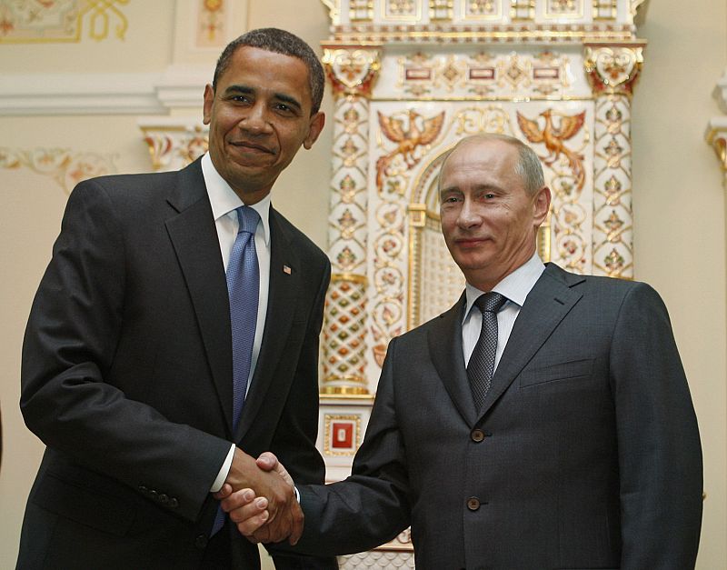 Saludo entre Putin y Obama