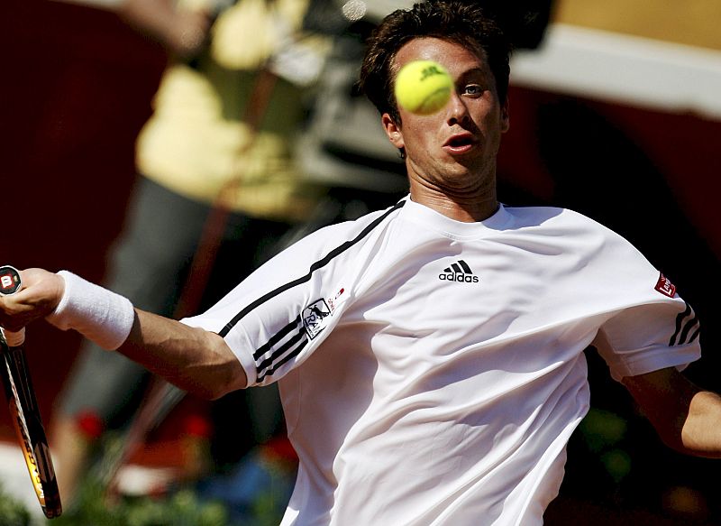 Kohlschreiber ha puesto el 1-1 en la eliminatoria.