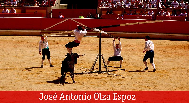 Jugando con el peligro en la plaza de toros