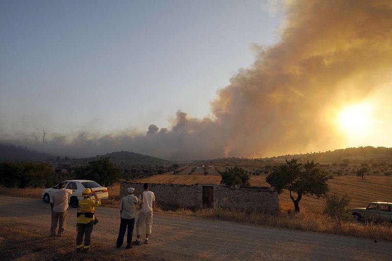 Incendio en la Base Militar de Chinchilla de Montearagón, en Albacete