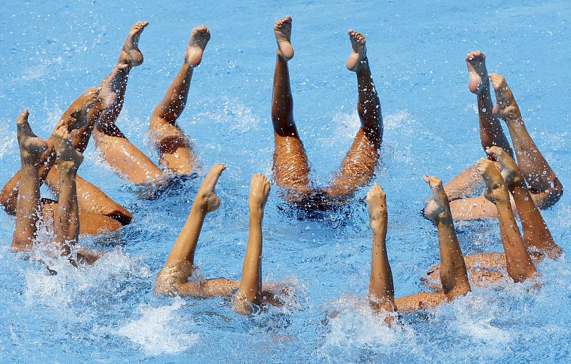 Equipo canadiense de natación sincronizada en el World Championships en Roma