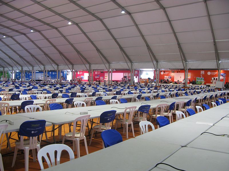 A una hora de la apertura de puertas, todo está listo para la llegada de los más de 6.000 campuseros que pasarán aquí toda una semana