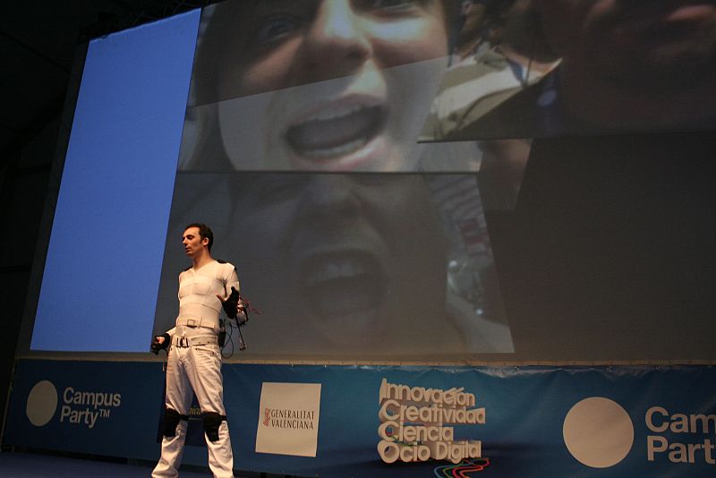 Los campuseros que se encontraban cerca del escenario han sido los protagonistas de la actuación del desarrollador francés