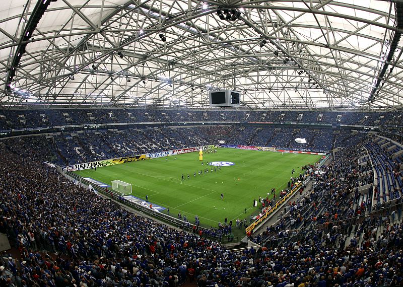 En Gelsenkirchen (Alemania) el Oporto batió al Mónaco en una sorprendente final.