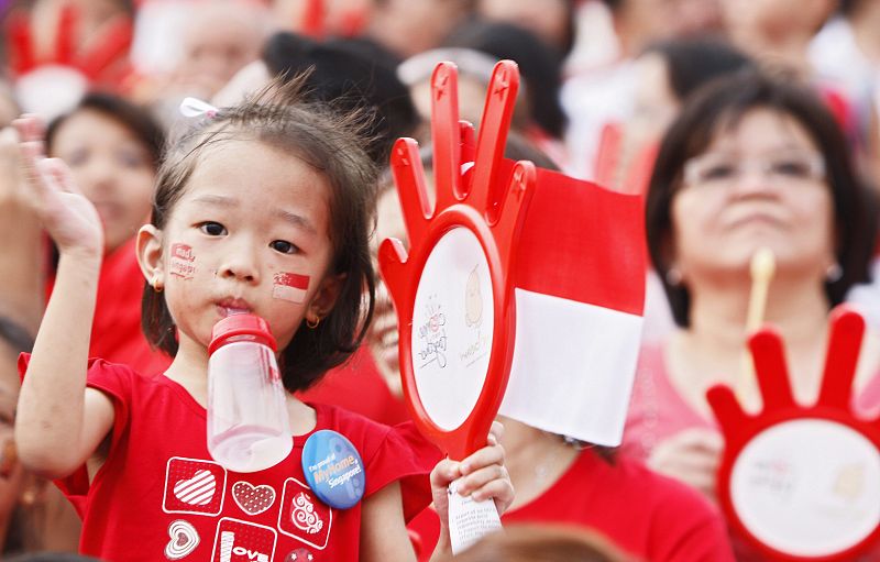 SINGAPUR CELEBRA 44 AÑOS DE LA INDEPENDENCIA DE MALASIA EEK TO TURN THE TIDE