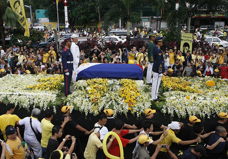 El féretro de "Cory"