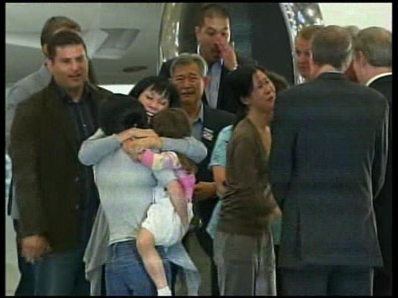 Llegada de las periodistas de Corea