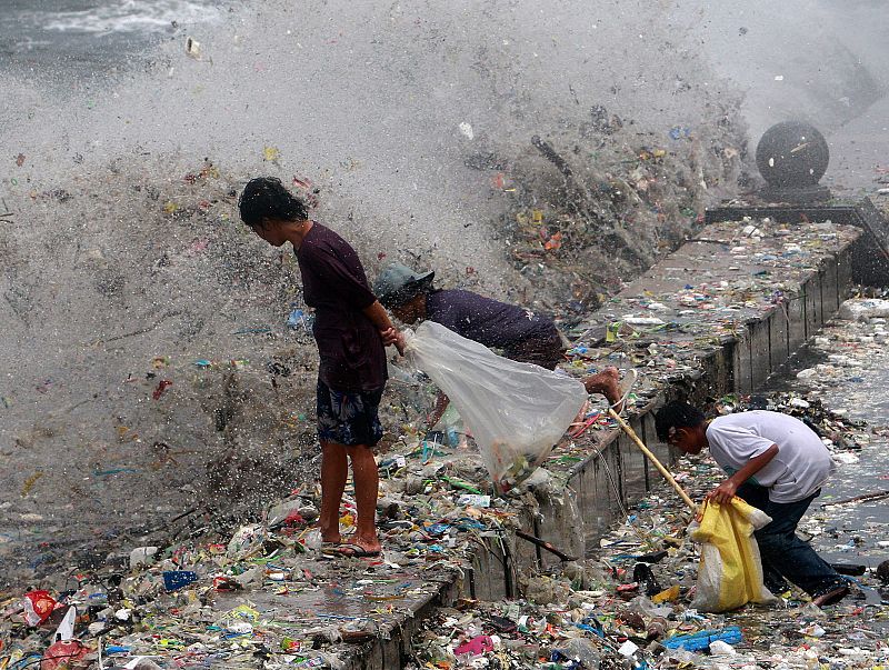 FUERTES TORMENTAS EN FILIPINAS