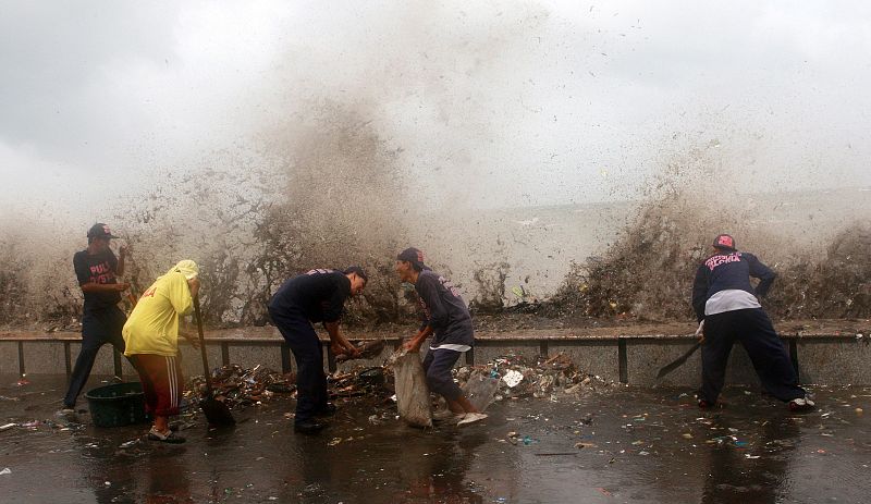 FUERTES TORMENTAS EN FILIPINAS