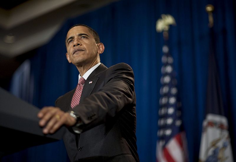 EL PRESIDENTE DE ESTADOS UNIDOS BARACK OBAMA PARTICIPA EN UNA REUNIÓN EN APOYO AL SENADOR ESTATAL CREIGH DEEDS