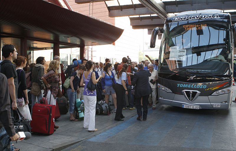 RENFE OFRECE ALTERNATIVA DE AUTOBUSES AL AVE MADRID-SEVILLA HASTA REPARAR VÍA