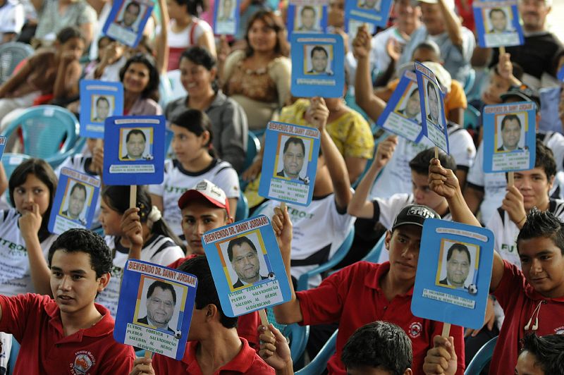 VISITA DEL MIEMBRO DEL COMITÉ ORGANIZADOR DEL MUNDIAL SUDÁFRICA 2010