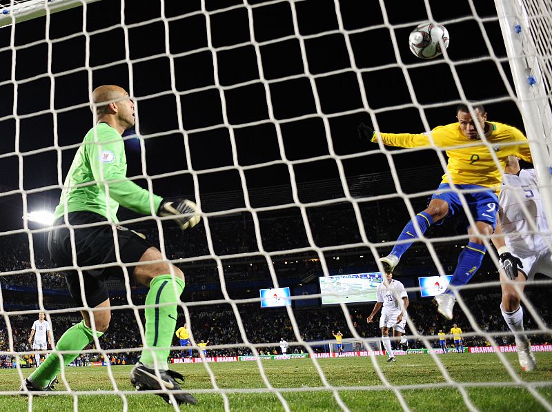 El crak brasileño marcó dos goles en la final de la Copa Confederaciones 2009 frente a Estados Unidos.