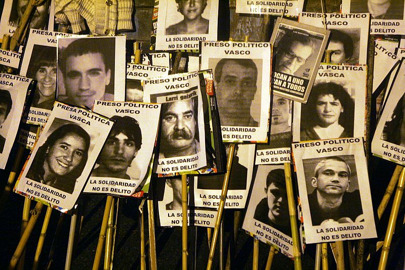 GRUPOS DE IZQUIERDA RECUERDAN DISTURBIOS DE 1994 CONTRA EXTRADICIÓN DE ETARRAS