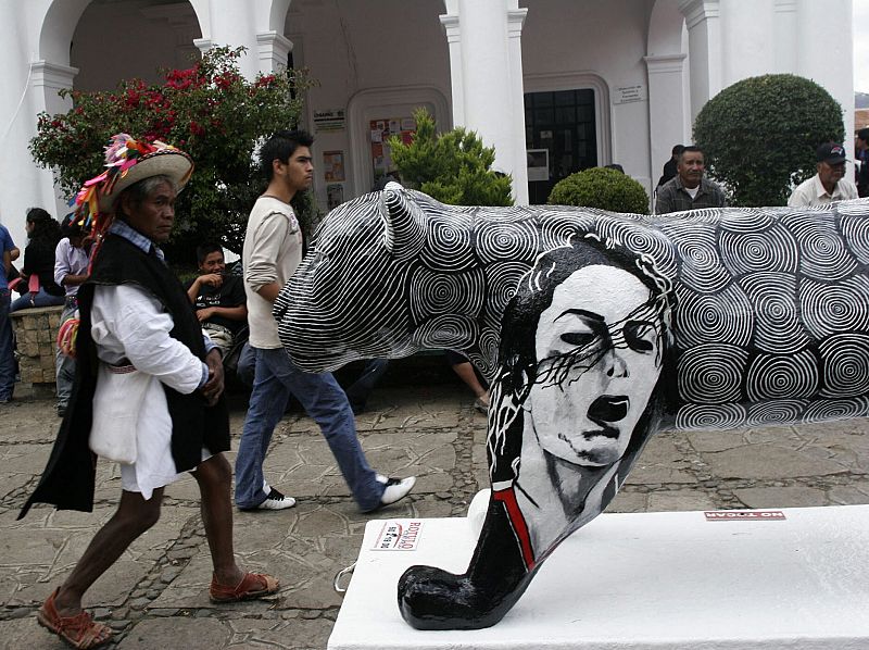 ARTISTAS LOCALES DECORAN JAGUARES