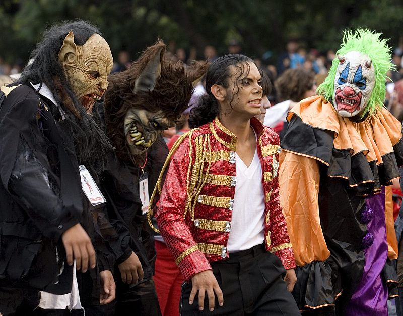 HOMENAJE A MICHAEL JACKSON EN CIUDAD DE MÉXICO EN EL DÍA EN QUE CUMPLÍA 51 AÑOS