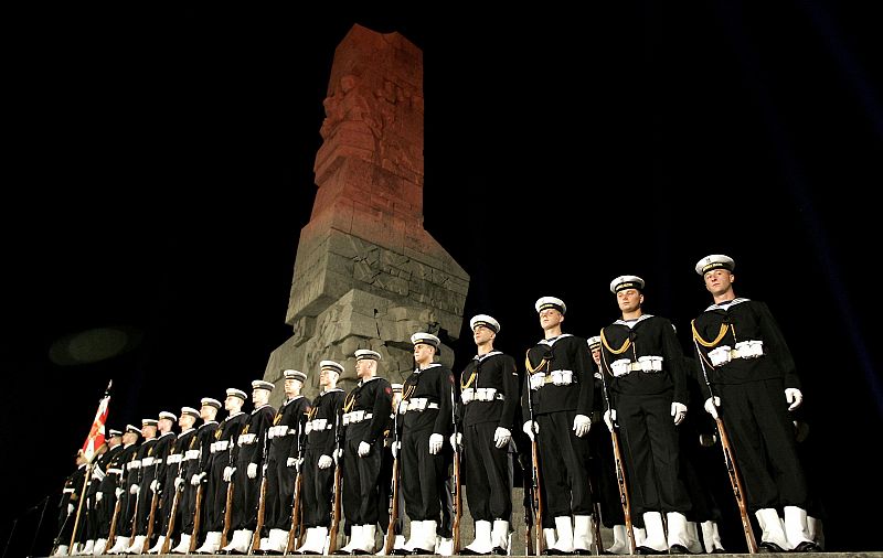 ACTOS CONMEMORATIVOS DEL 70 ANIVERSARIO DEL COMIENZO DE LA II GUERRA MUNDIAL