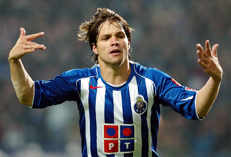 En 2004, Diego Ribas saltó a Europa, fichó por el Oporto