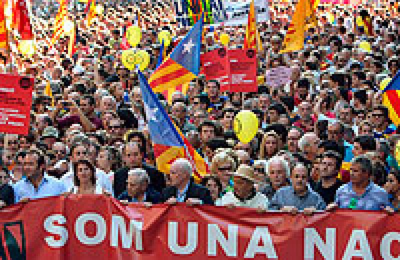 Unas 14.000 personas se manifiestan en Barcelona en la Diada