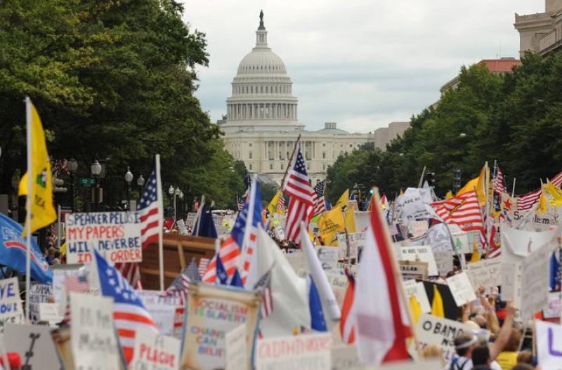 MANIFESTACIÓN CONTRA REFORMA SANITARIA EN WASHINGTON DC