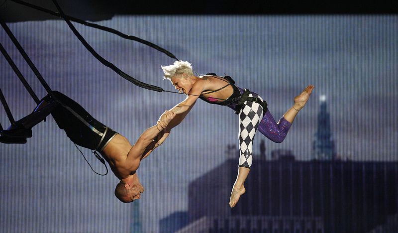 Pink MTV Video Music Awards 2009