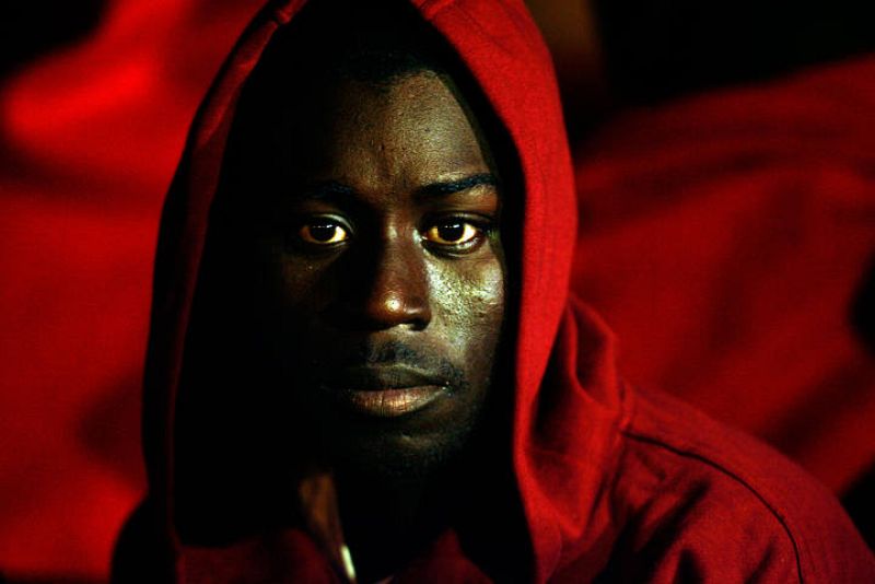  Interceptan en Tenerife un cayuco con 65 inmigrantes a bordo