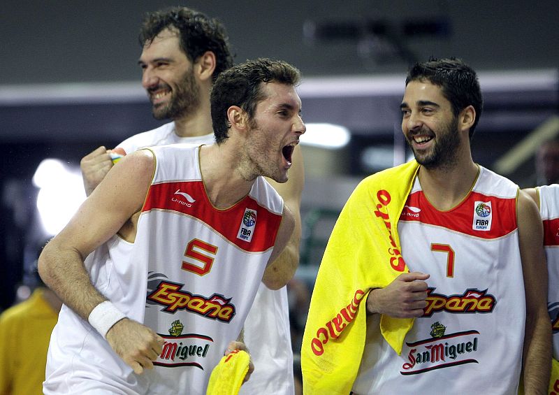 La alegría se desbordaba antes de que acabara el partido