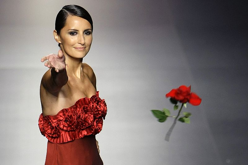 Modelo de Elio Berhanyer en Madrid Cibeles Fashion Week