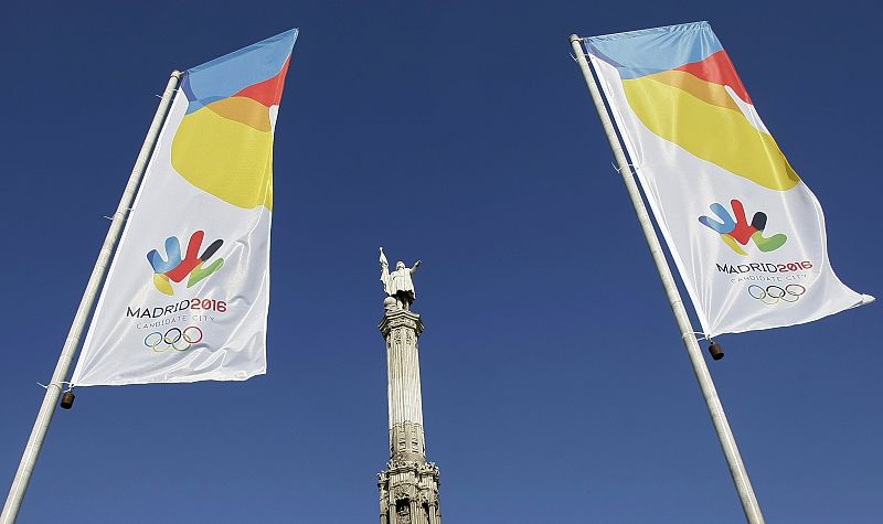 Madrid está envuelta con las banderas de la candidatura en estos últimos días previos a la gran decisión.