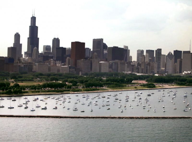 Imagen de la ciudad de Chicago proyectada en uno de los vídeos promocionales.