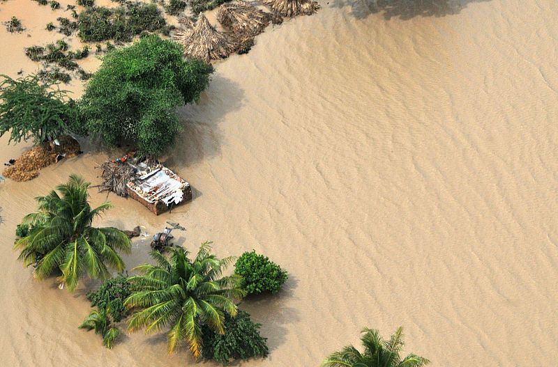 MILLONES DE AFECTADOS Y 228 MUERTOS EN LAS INUNDACIONES EN EL SUR DE LA INDIA