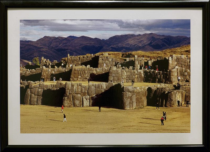 El complejo de Sacsayhuaman donde se celebraban festivales y ritos religiosos aparece retratado en una de las 37 instantáneas.