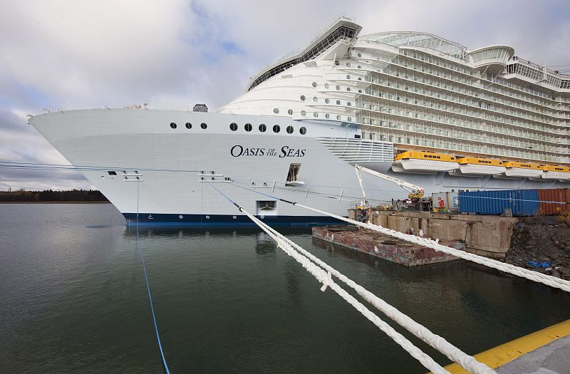 EL "TITANIC" DEL SIGLO XXI SE LLAMA "OASIS OF THE SEAS"