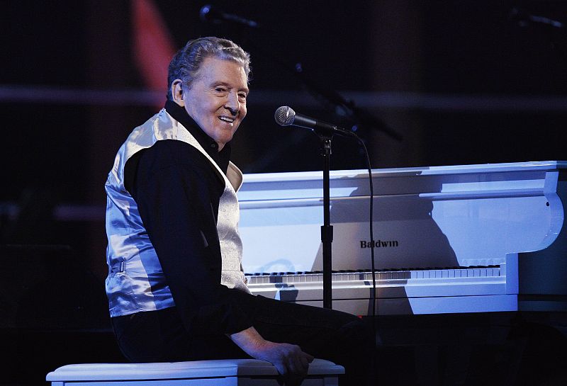 Jerry Lee Lewis smiles after performing during the first of two 25th Anniversary Rock & Roll Hall of Fame concerts in New York