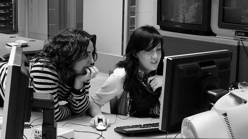 Ana  Sánchez y Rebeca Augusto.