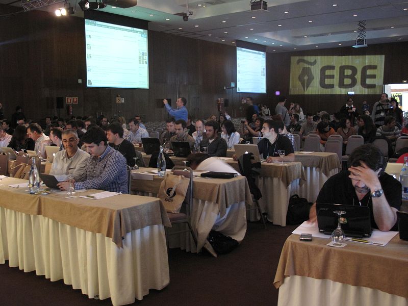 El Evento Blog de Sevilla (EBE) celebra este fin de semana su cuarta edición. Los días 13, 14 y 15 de noviembre más de 1.500 blogueros se reúnen  para analizar la situación de internet