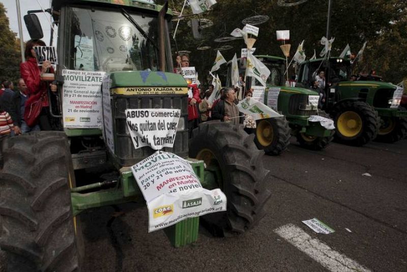 MILES DE AGRICULTORES SE MANIFIESTAN EN MADRID POR LA CRISIS DEL CAMPO 