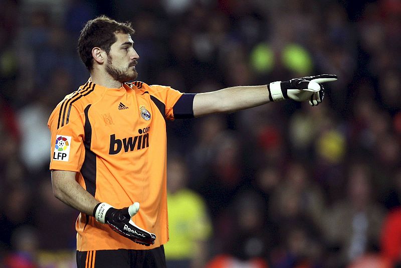 Iker Casillas apensas intervino en la primera parte