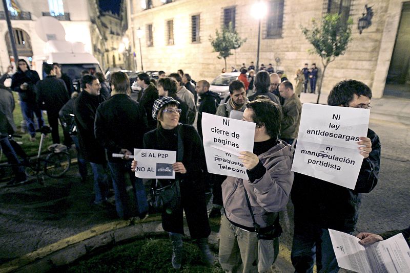 PROTESTA INTERNAUTAS POR DERECHOS EN INTERNET