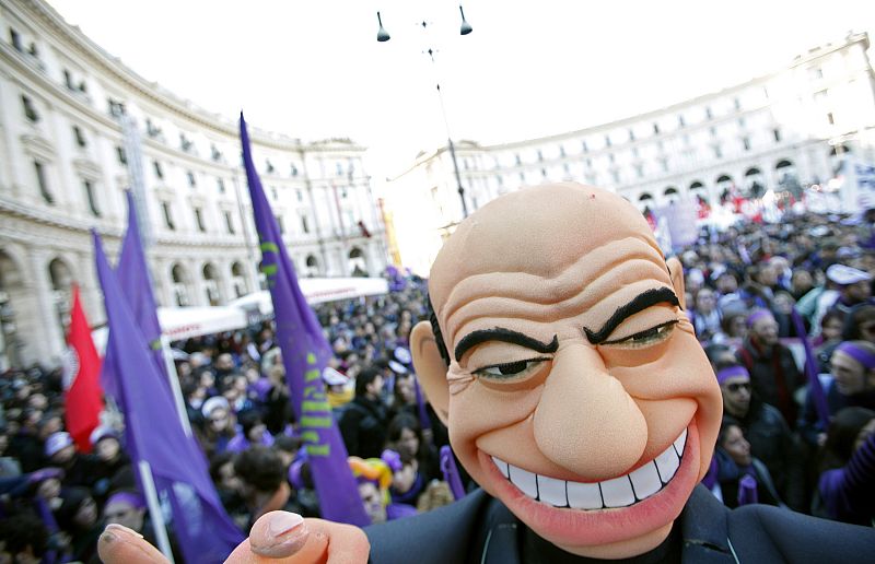 La manifestación fue convocada por la sociedad civil a través de la red social 'Facebook'.