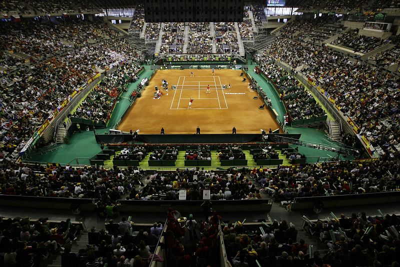 Vista general del Palau Sant Jordi de Barcelona, que vibró con el partido de la Armada y con toda la final de la Copa Davis