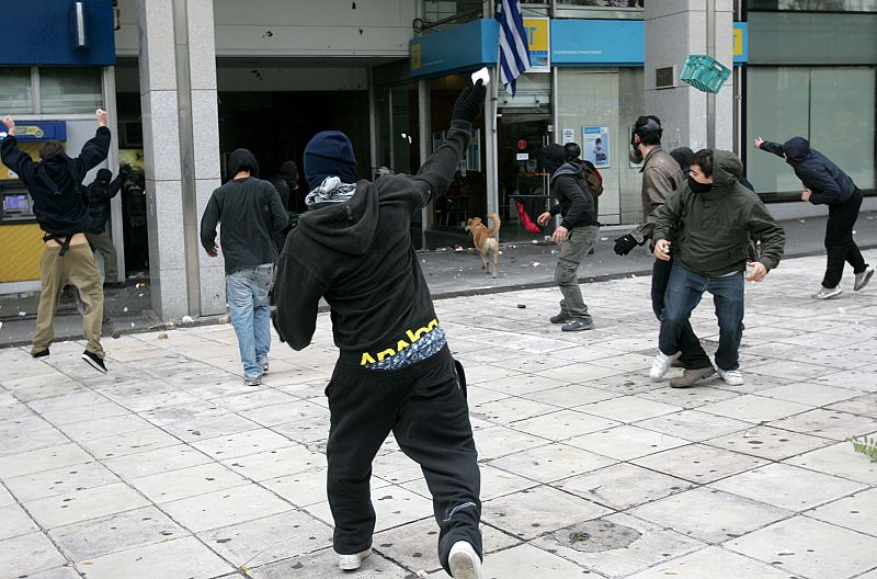 MANIFESTACIÓN POR EL ANIVERSARIO DEL ASESINATO DE UN ADOLESCENTE POR PARTE DE LA POLICIA