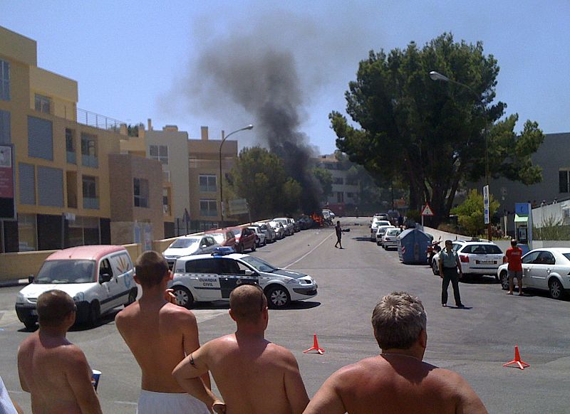 La industria turística española volvió a ser este verano uno de los principales objetivos de la banda terrorista, y después del asesinato de Calvià en la isla de Mallorca explotaron varios artefactos a principios del mes de agosto. El objetivo era am