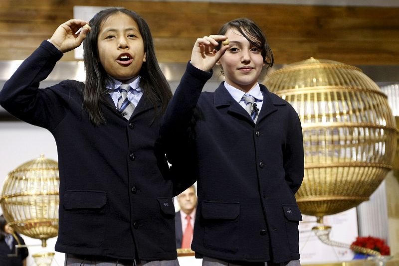 EL NÚMERO 78.294, PREMIADO CON EL "GORDO " DEL SORTEO DE LA NAVIDAD