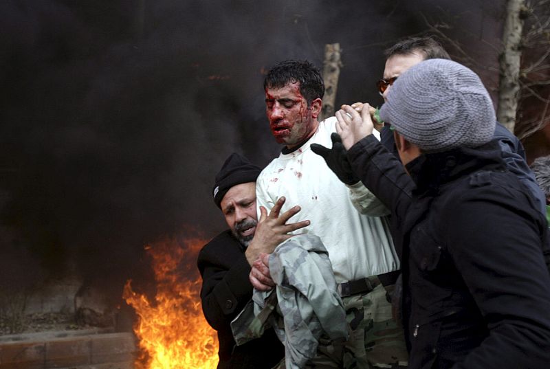 ENFRENTAMIENTOS EN IRÁN CON MOTIVO DE MANIFESTACIONES CONTRA EL PRESIDENTE MAHMUD AHMADINEYAD