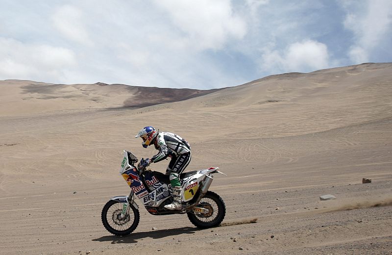 Marc Coma ha resultado ganador de la etapa, pero aún sigue muy descolgado en la general.