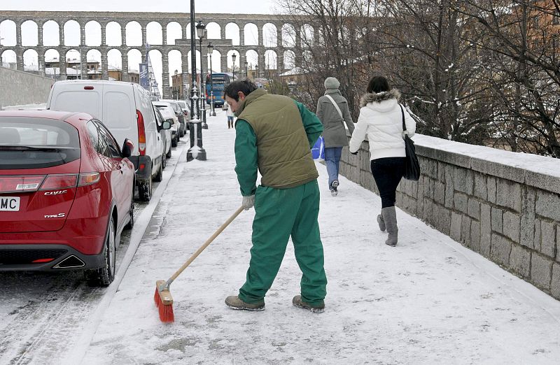 NIEVE EN SEGOVIA