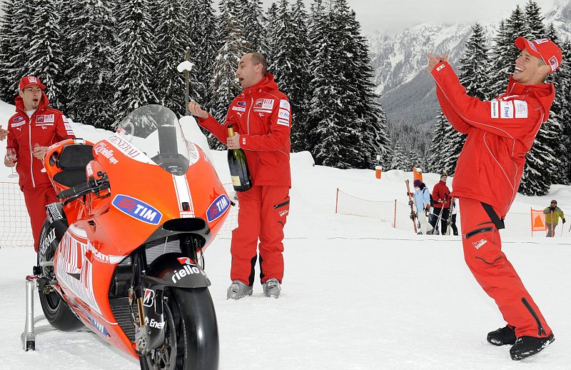 Al equipo Ducati le gustaría repetir esta imagen en los podios del Mundial de MotoGP.