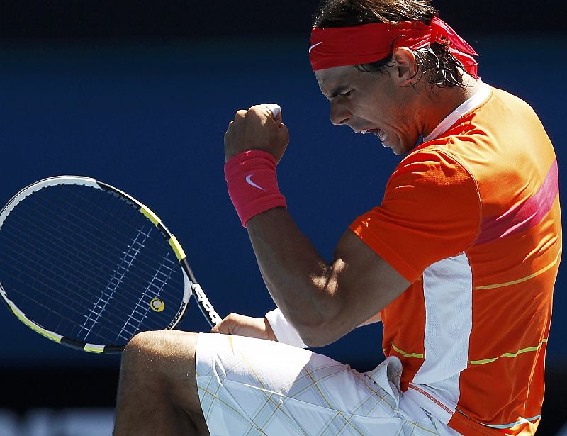 Nadal celebra su victoria ante Ivo Karlovic, en duro cañonero croata, por 6-4, 4-6, 6-4 y 6-4.